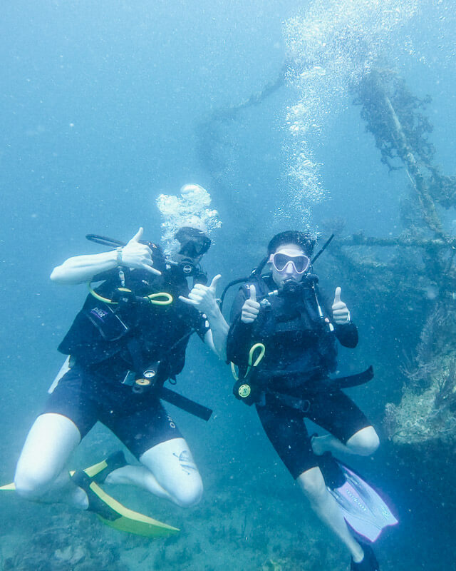 Scuba Diving with Panama Dive School